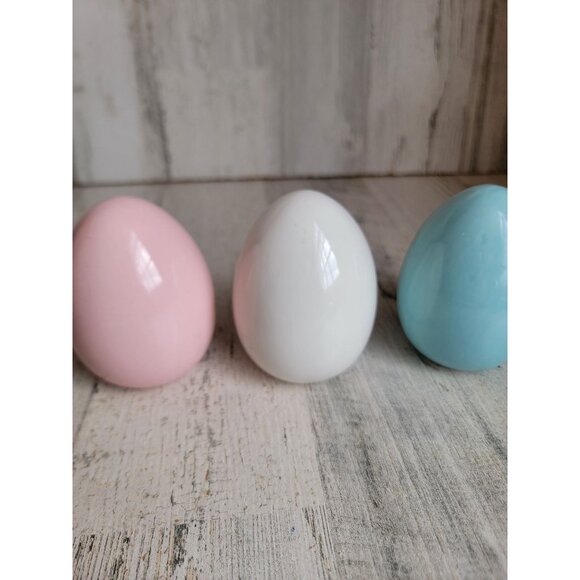 Ceramic pastel egg Easter spring home decor figure set - Picture 5 of 6